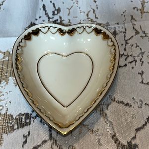 Lenox heart shaped candy dish or jewelry holder cream with gold accents